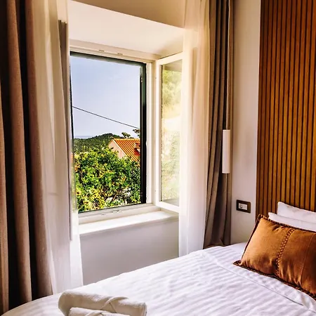 Apartman Ductus 11 *